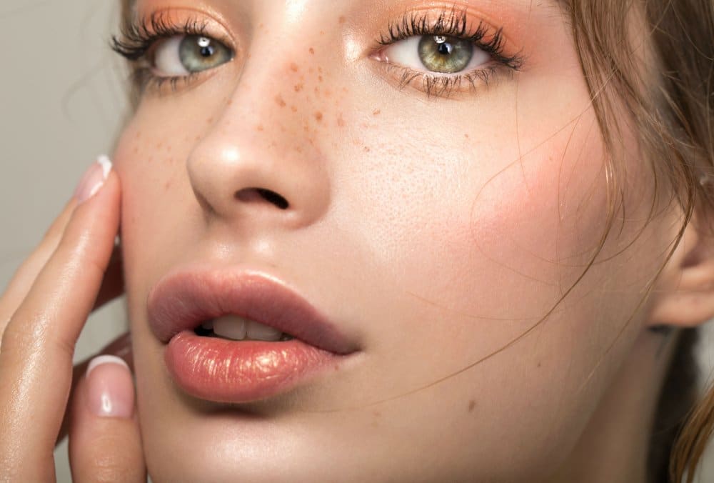 taches rousseur maquillage henne autobronzant
